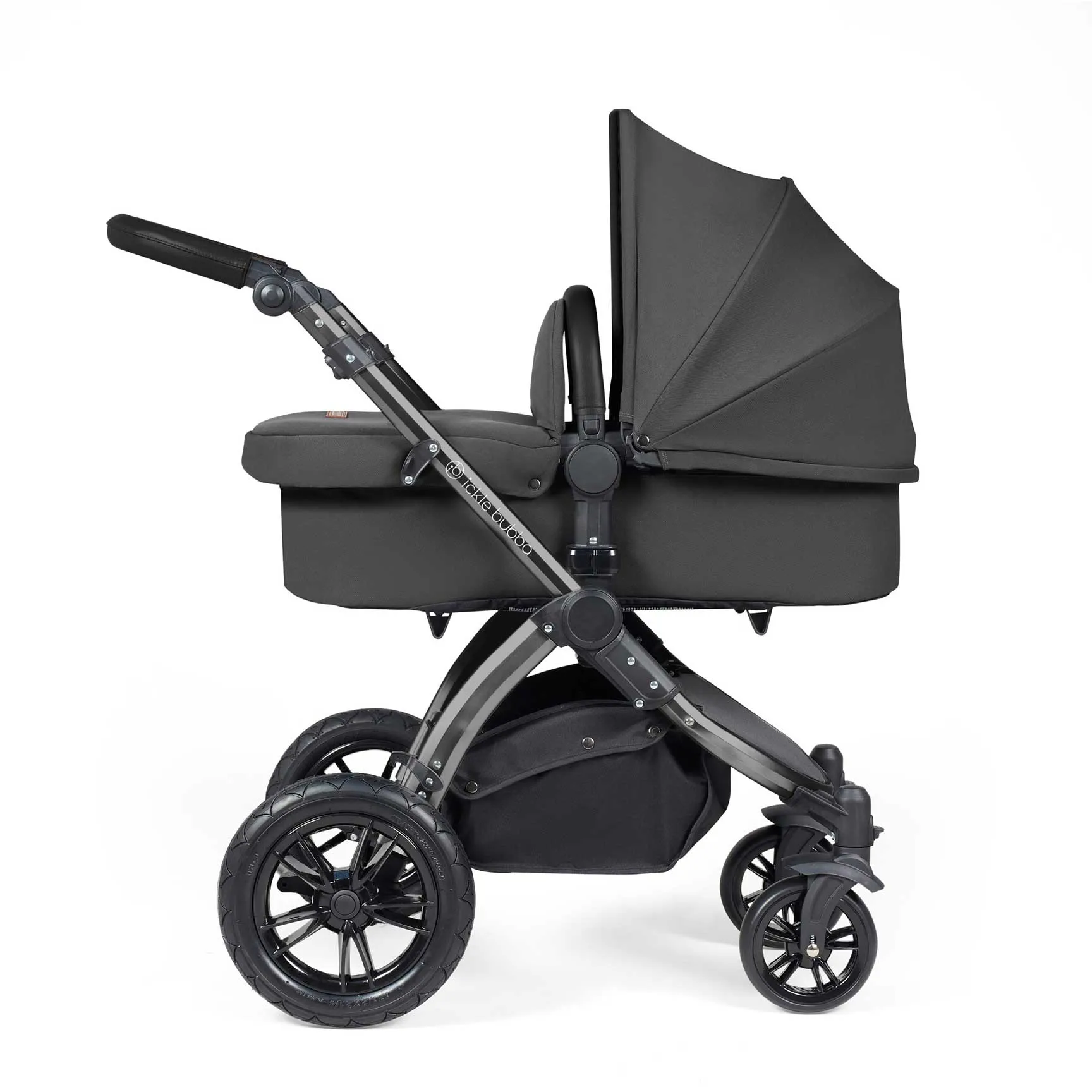 Ickle Bubba Stomp Luxe All-in-One Travel System with Isofix Base in Black/Charcoal Grey/Black