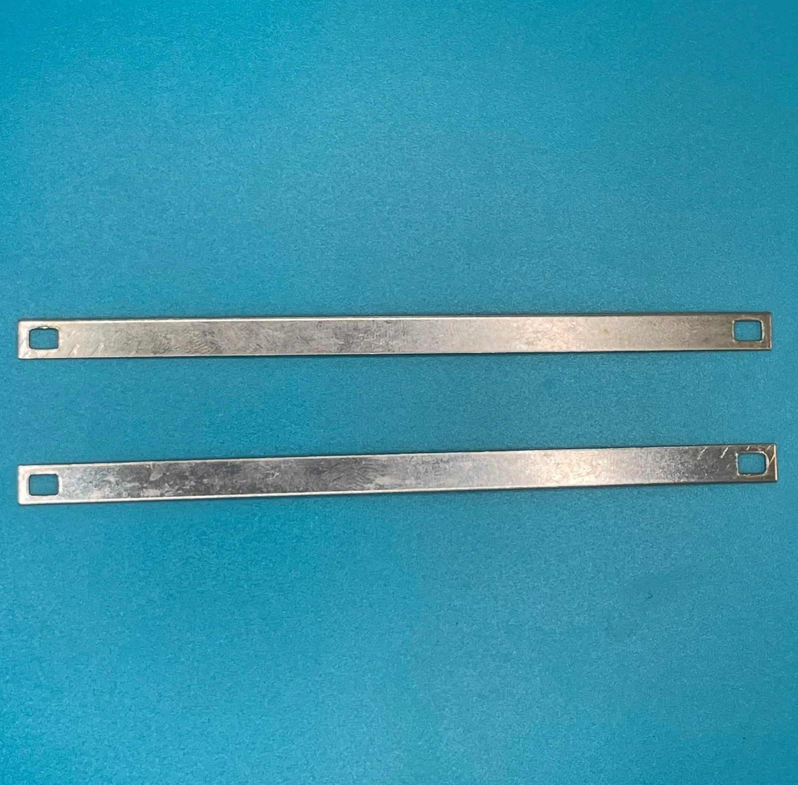 Rollease Spears - Up To 9' - Per Pair