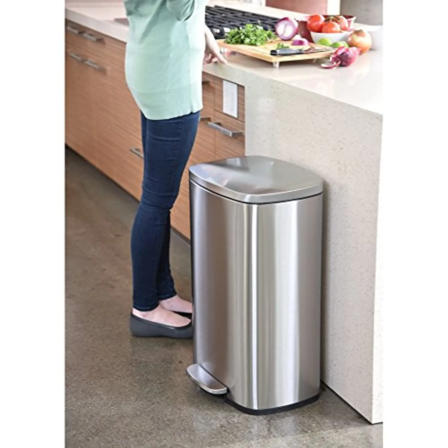 Stainless Steel Step Trash Can with Odor Control | Silent & Gentle Lid Closure | Pedal-Operated Garbage Bin for Kitchen, Office, Home