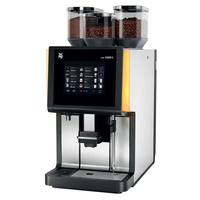 WMF 5000 S   With Hot Chocolate