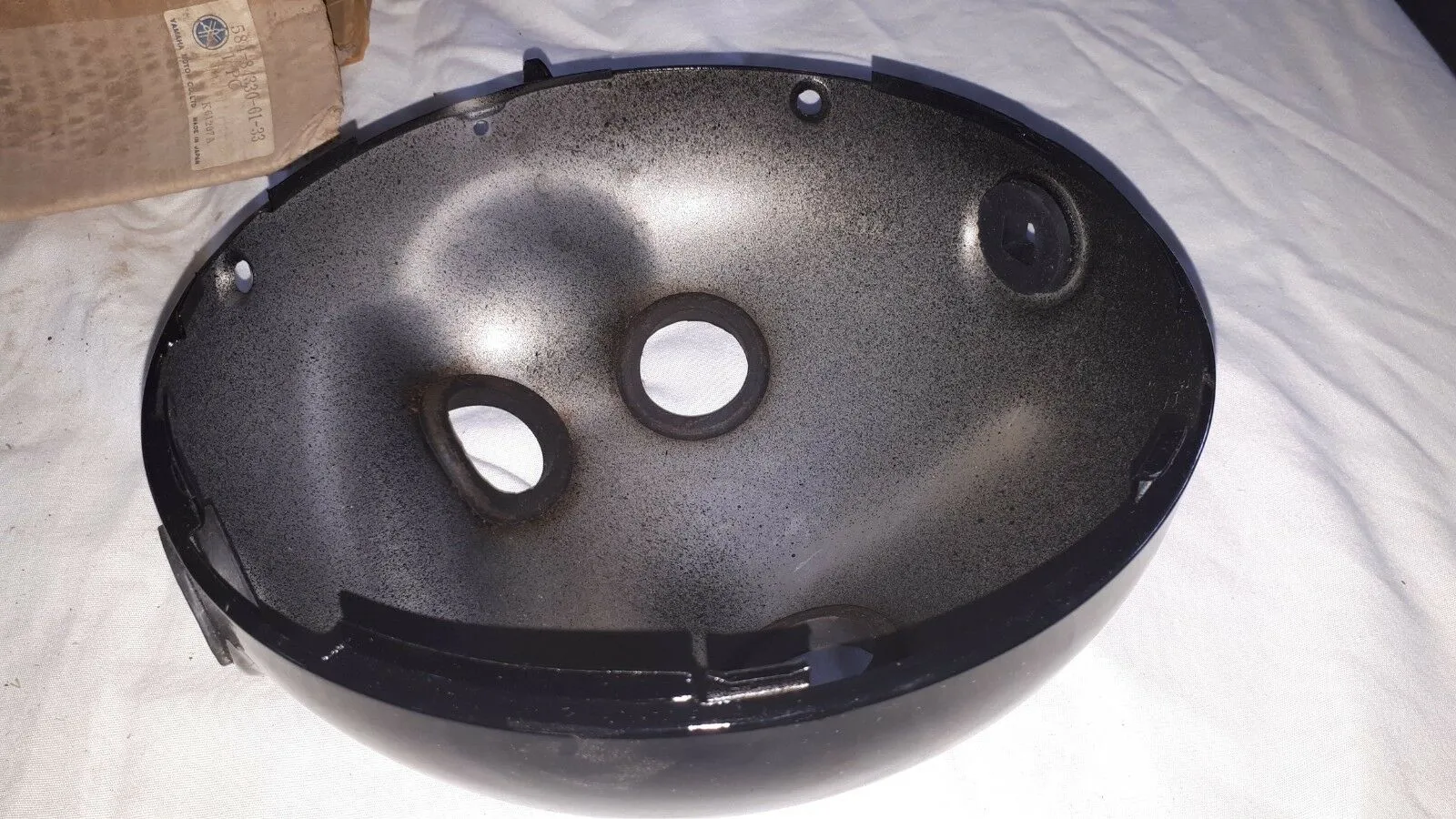 XS650 HEADLIGHT BUCKET, HEADLIGHT BODY